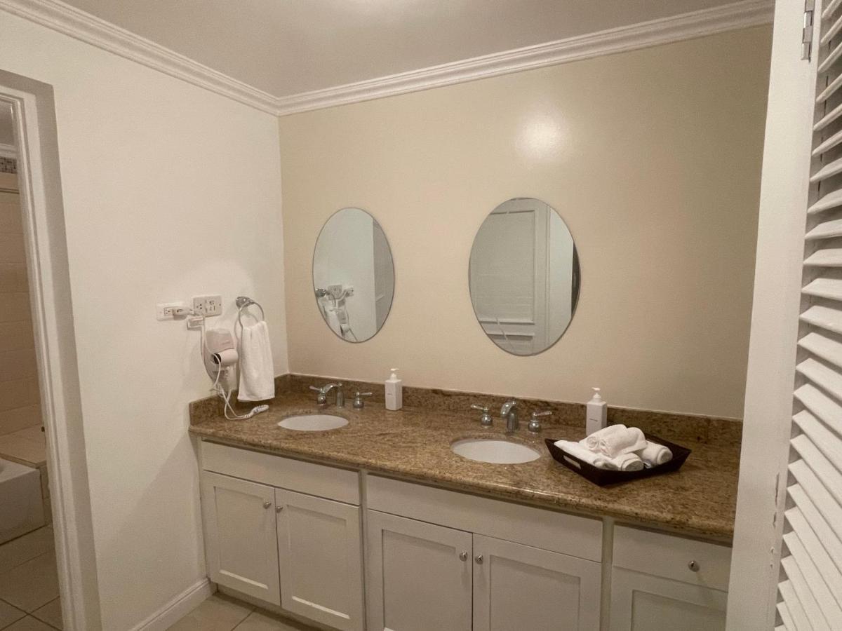 Hummingbird Retreat - Luxury Oceanview Apt, 7-Minute Walk To Beach Очо-Риос Экстерьер фото